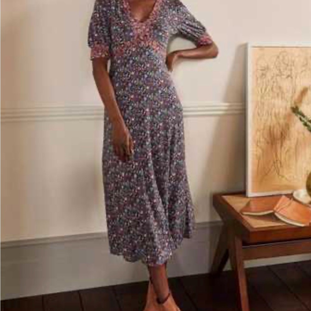 Boden V-Neck Midi Dress
